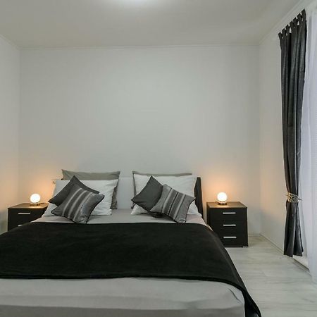 House Niko Apartman Kaštela Kültér fotó