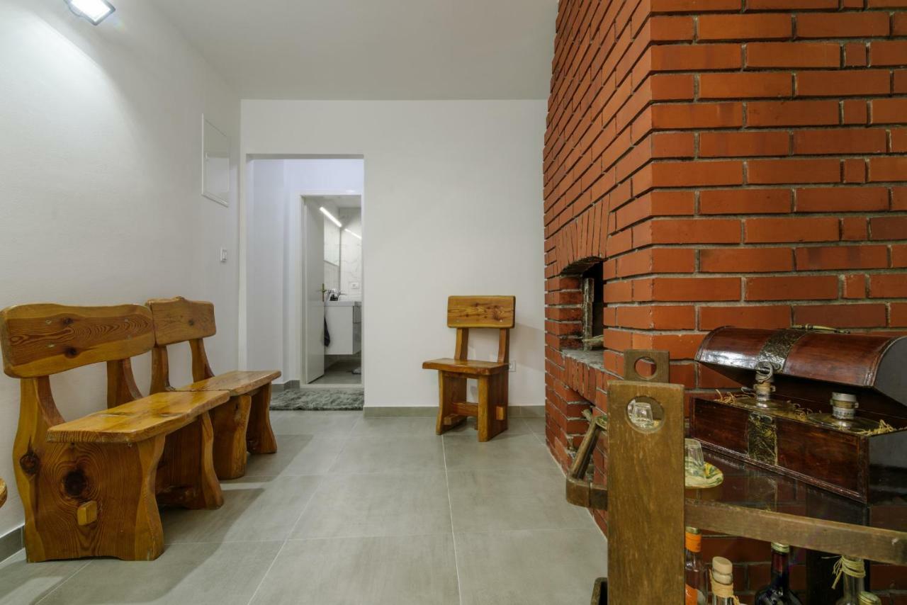 House Niko Apartman Kaštela Kültér fotó